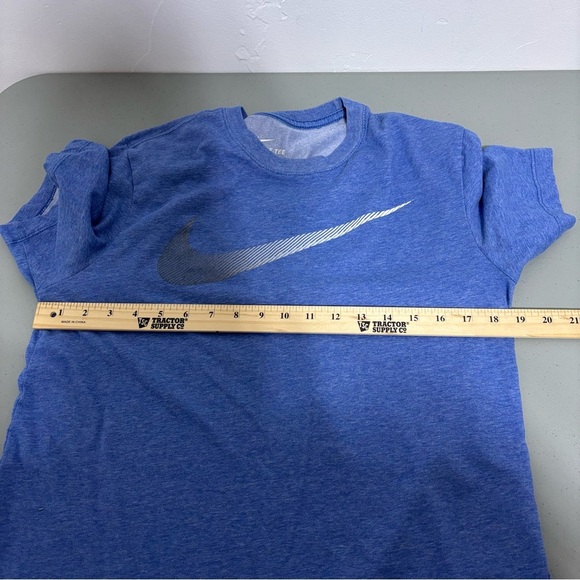 The Nike Tee Men's Small Dri Fit T Shirt Athletic Activewear Short Sleeve - Picture 7 of 8